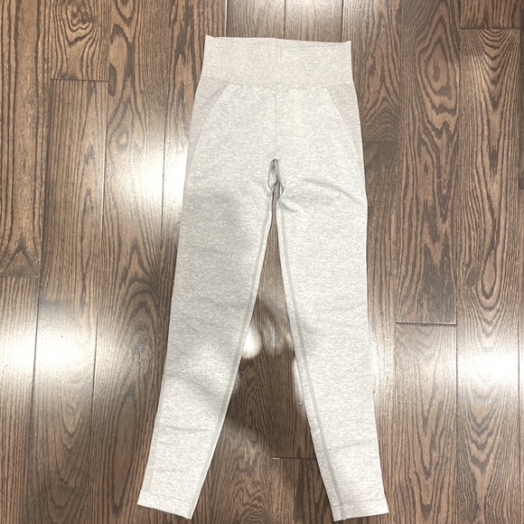 Gymshark seamless leggings. Grey marl. Size S. Perfect condition. - Picture 2 of 4